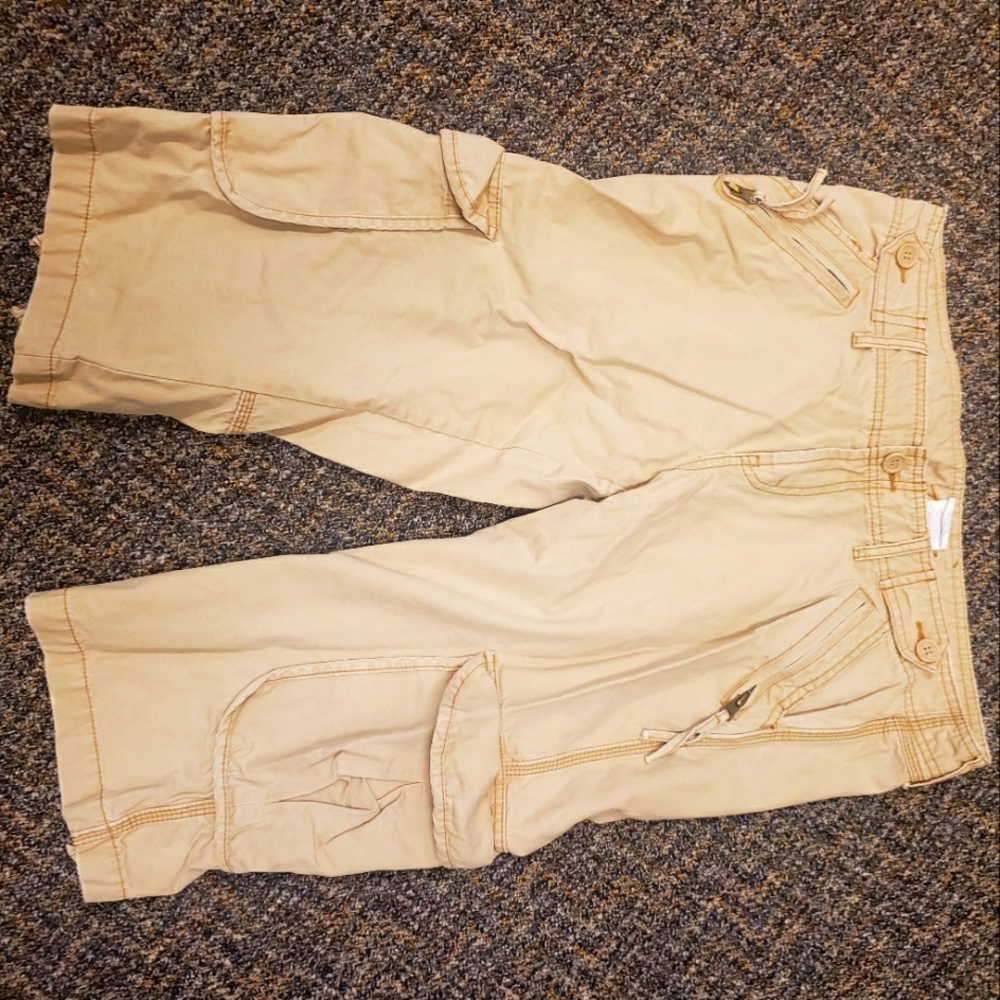 Cropped pants